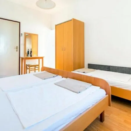Klis -studio With Terrace - 2 Apartment *