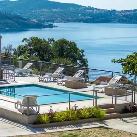 شقة Klis -studio With Terrace - 2 *